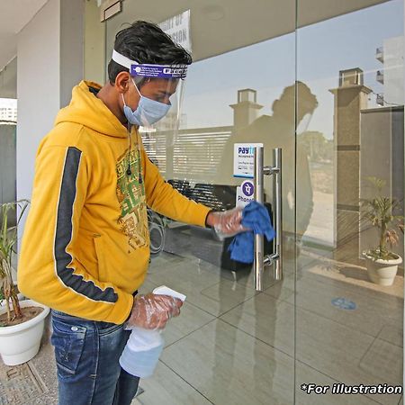 Oyo Flagship 73009 Hotel City Inn Dayal Bagh Bagian luar foto