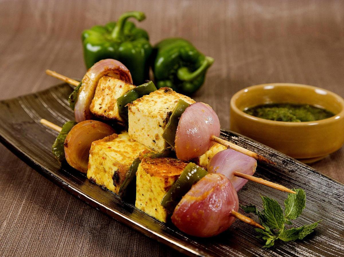 Oyo Flagship 73009 Hotel City Inn Dayal Bagh Bagian luar foto